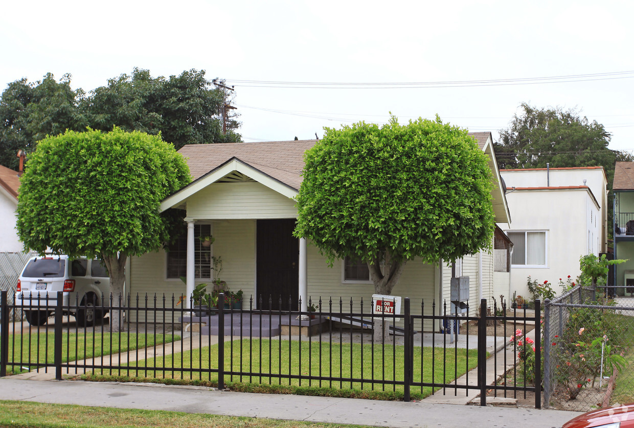 Foto del edificio - 6330 Seville Ave