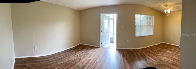 Building Photo - 1462 Holden Ave