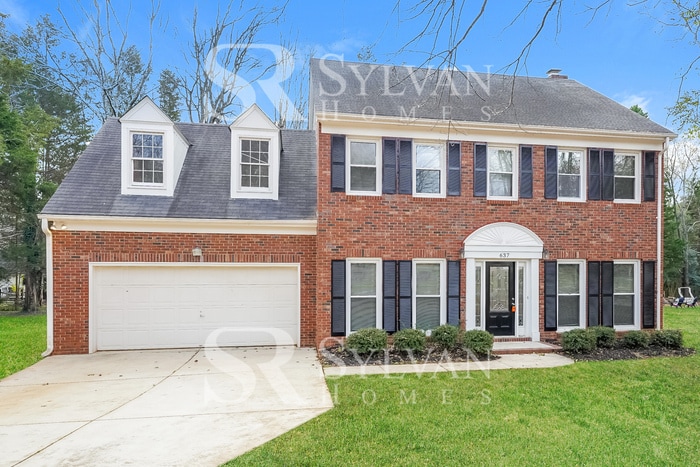 Foto principal - Prepare to be impressed by this 4 bedroom, 2.5 bathroom home