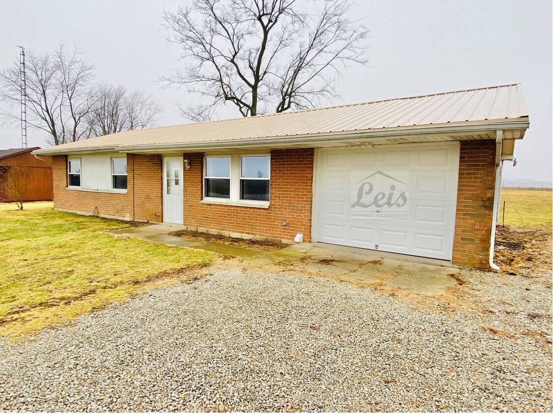 Primary Photo - 7634 Beamsville-Webster Rd