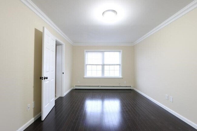 Foto del edificio - 6 Guild St