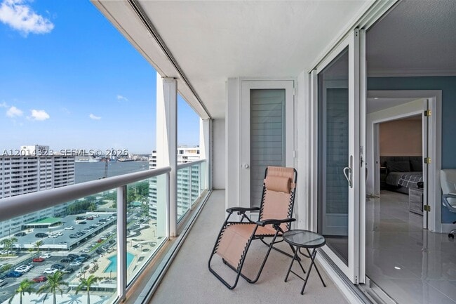 Building Photo - 2100 S Ocean Dr