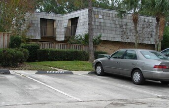 Building Photo - 5374 Elm Ct
