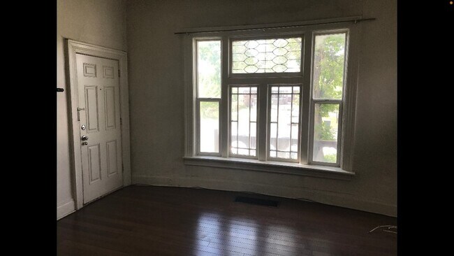 Foto del edificio - 553 E 700 S