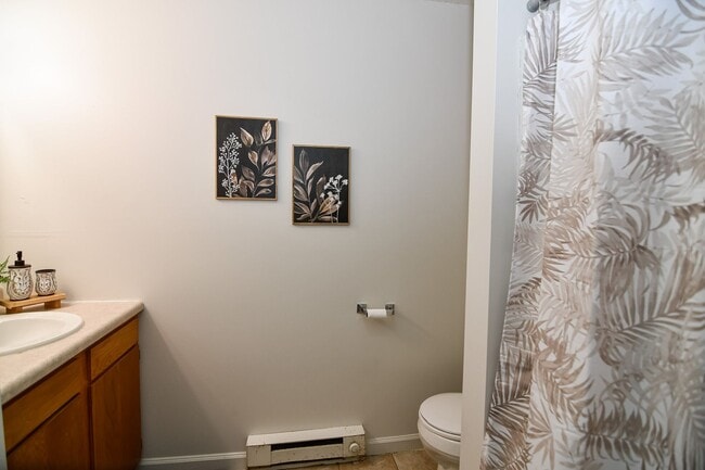 Interior Photo - Villas at Deerwood by Kading