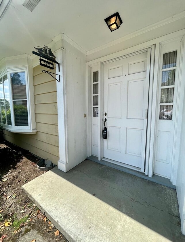 Stunning Two-bedroom In SW Portland~ Great... - Stunning Two-bedroom In SW Portland~ Great...