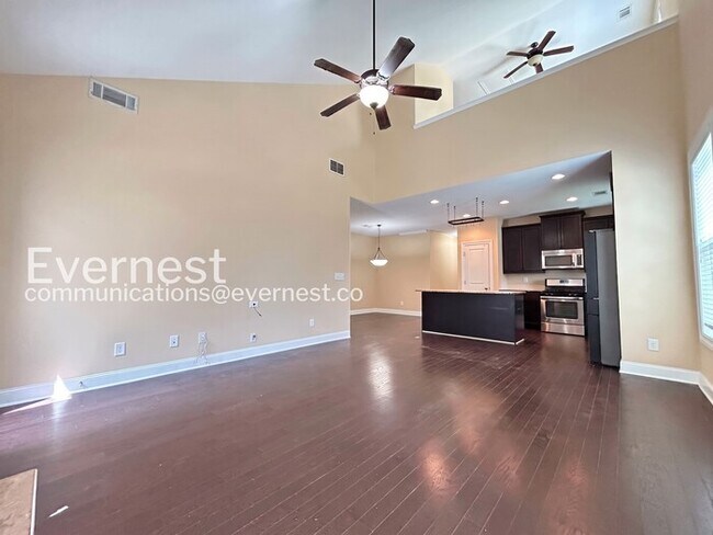 Foto del edificio - 1500 Drew Dr