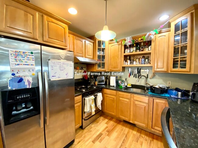 Foto del edificio - 21 Dorr St