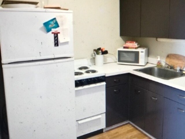 Foto del edificio - 2400 N Lakeview Ave