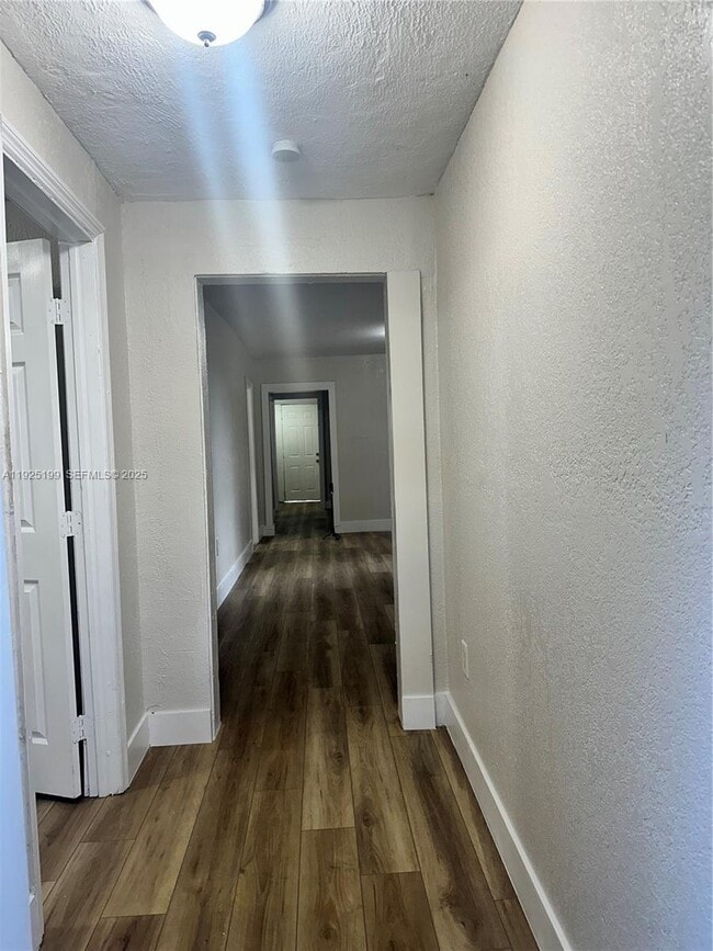 Building Photo - 36 NE 60th Terrace