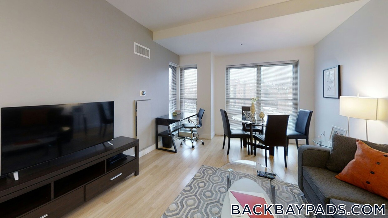 Foto principal - 1085 Boylston St