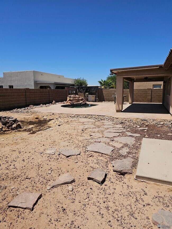 Foto del edificio - 11527 E 26th Ln