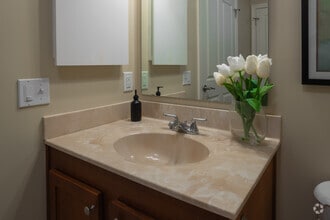 Princeton - 1BR, 1BA, 649sf - University Heights