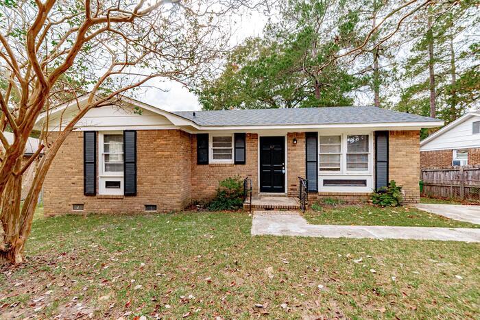 Foto principal - 117 Westbridge Rd