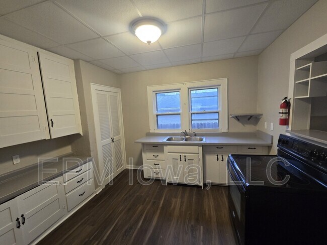 Foto del edificio - 312 Baltimore St