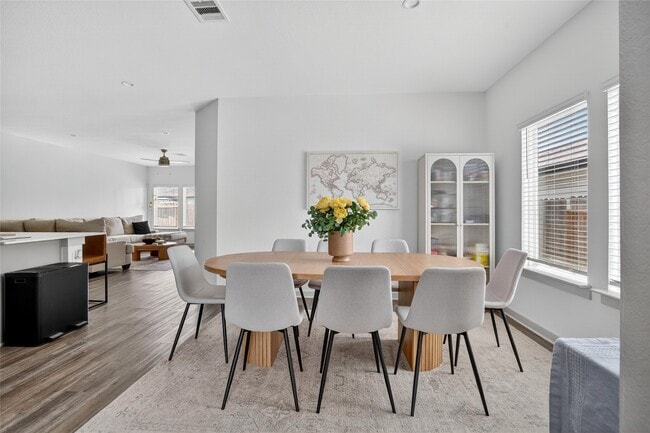 Foto del edificio - 2904 Newington Ln