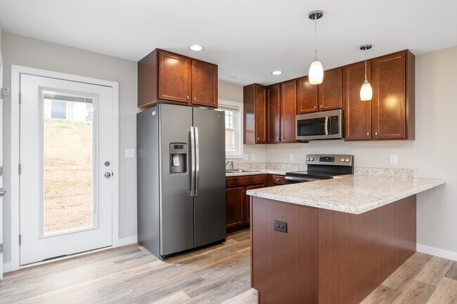 Foto del edificio - Staunton Townhomes 301-314
