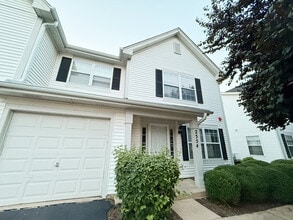Building Photo - 2554 Dickens Dr