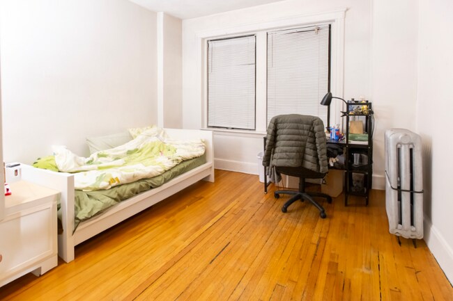 Foto del edificio - 23 Cummings Rd