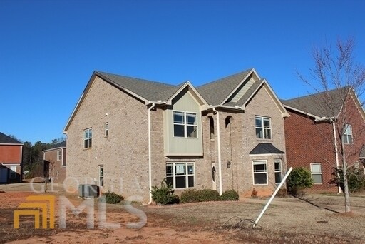 Building Photo - 105 Daisy Cir