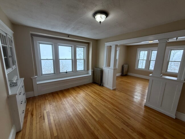 Building Photo - 19 Mattson Ave