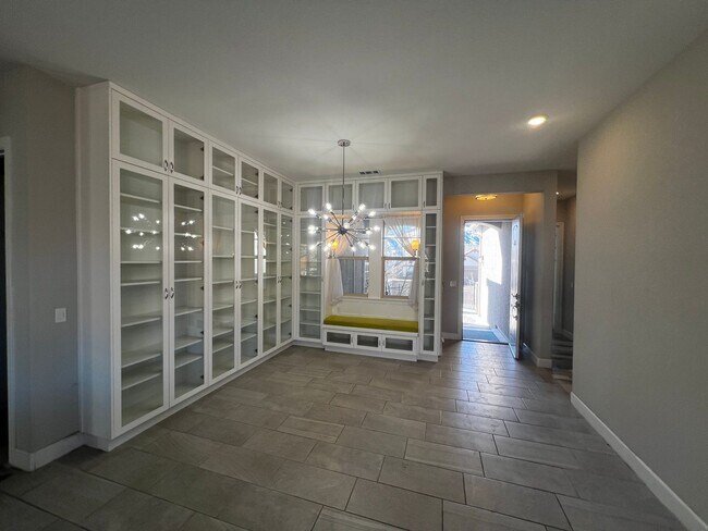 Foto del edificio - Somerset House for Rent