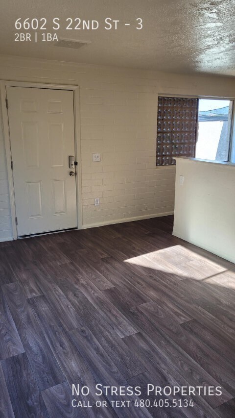 Building Photo - 2 Bed Unit off 24th St and Southern!