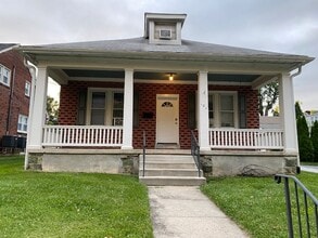 Building Photo - 121 Sharpless St