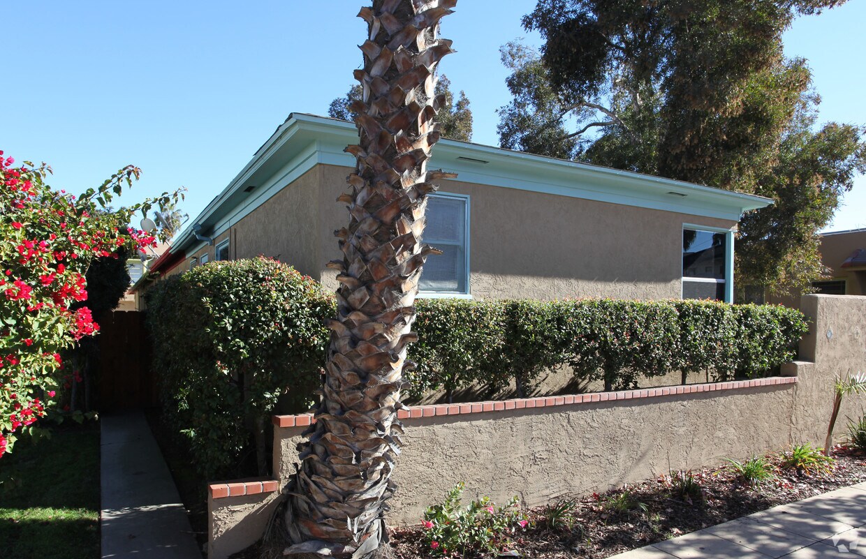 Building Photo - 4621 Park Blvd