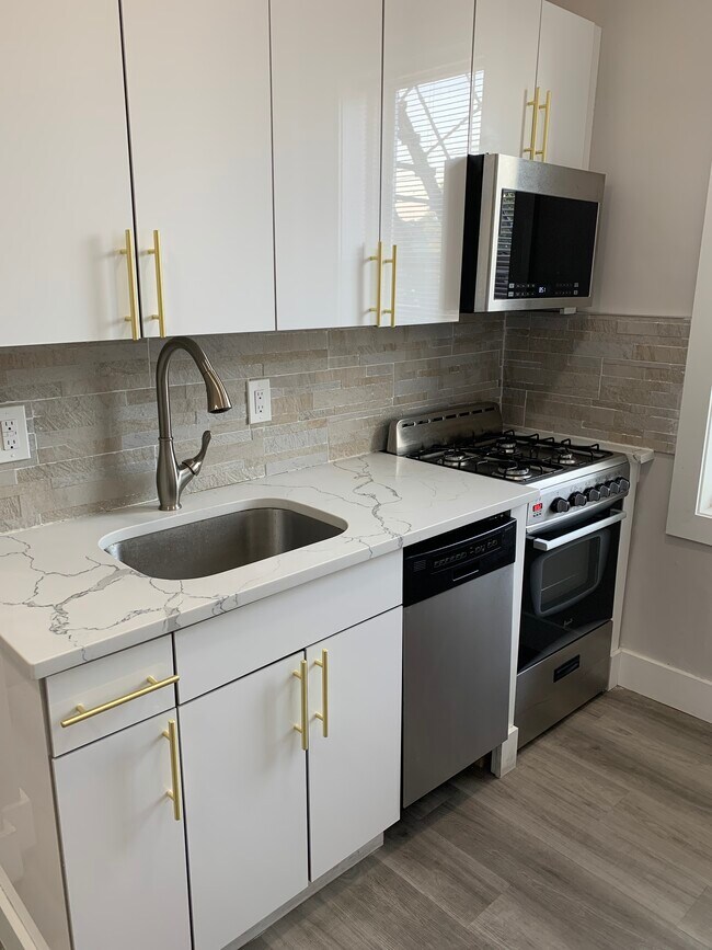 Foto del edificio - 3719 John F Kennedy Blvd