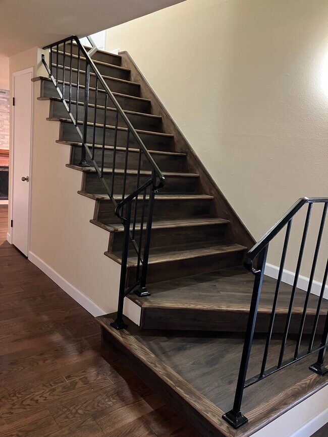 Building Photo - 22612 Rockford Dr