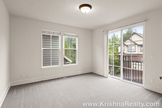 Building Photo - Beautiful Bauer Highlands 4 BD* 2.5 BA* Si...