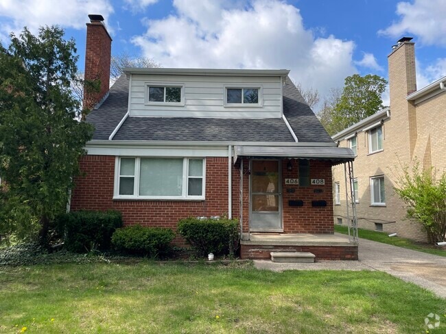 Building Photo - 406 Catalpa Dr