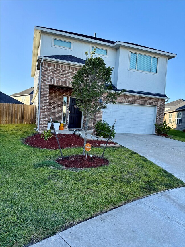 Foto del edificio - 15402 Sailpoint Ln