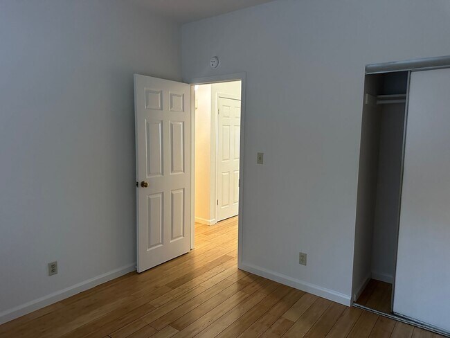 Building Photo - 3501 Richmond Blvd