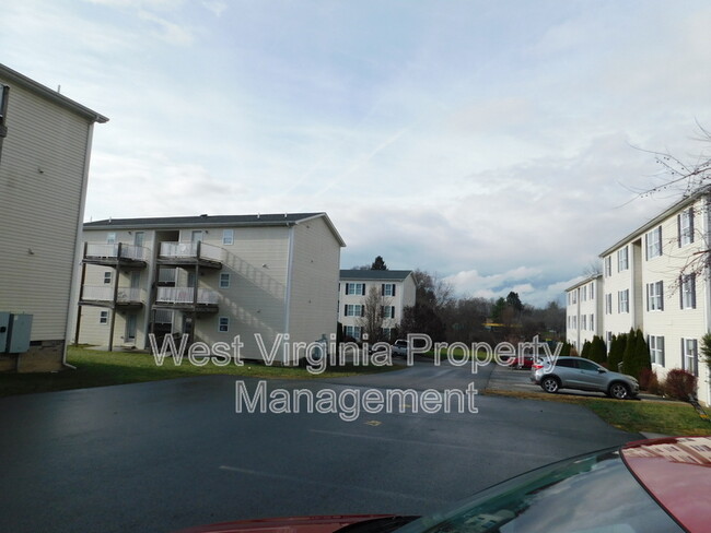 Foto del edificio - Woodland Acres
