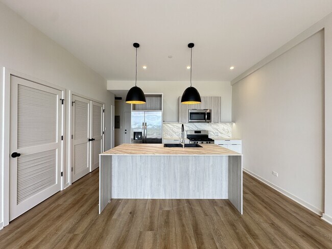 Foto del edificio - 3207 N Narragansett Ave