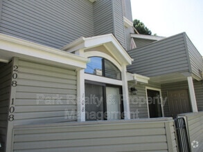 Building Photo - 921 S Zeno Way