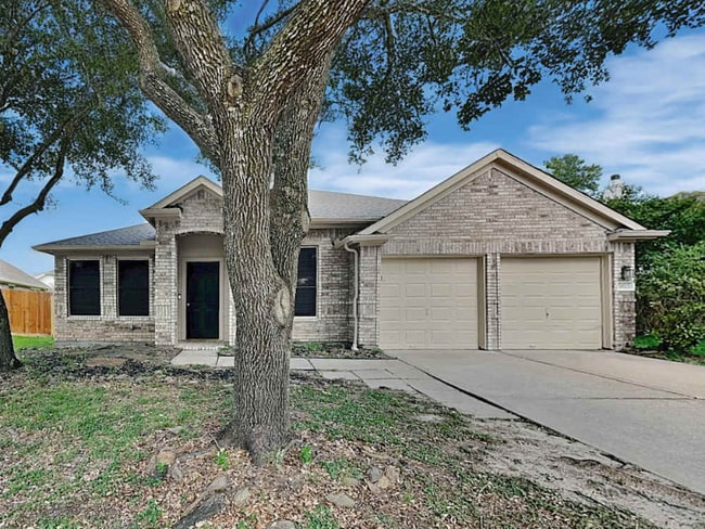 Building Photo - 18115 Water Mill Dr