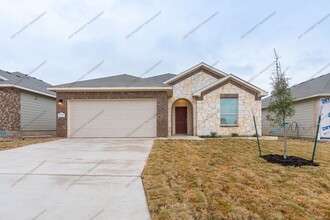 Building Photo - 7605 Hickman St