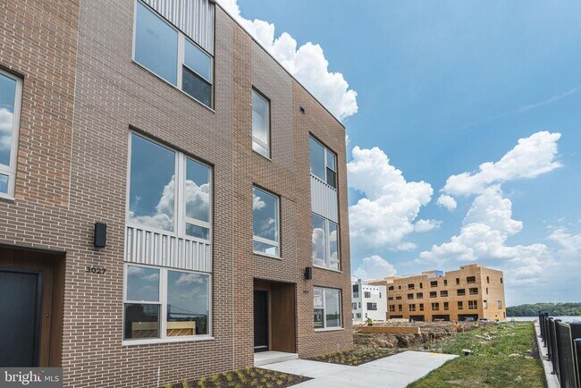 Foto del edificio - 3029 Bridgeview walk