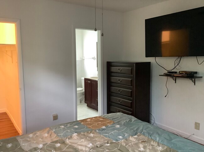Foto del edificio - 1391 NW 54th Ter