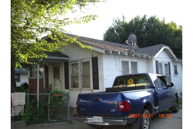 Building Photo - 1313 S Pennsylvania Ave