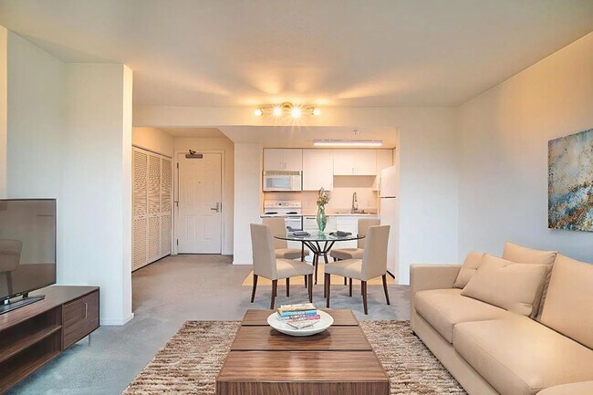 Foto del edificio - 8200 Oceanview Terrace