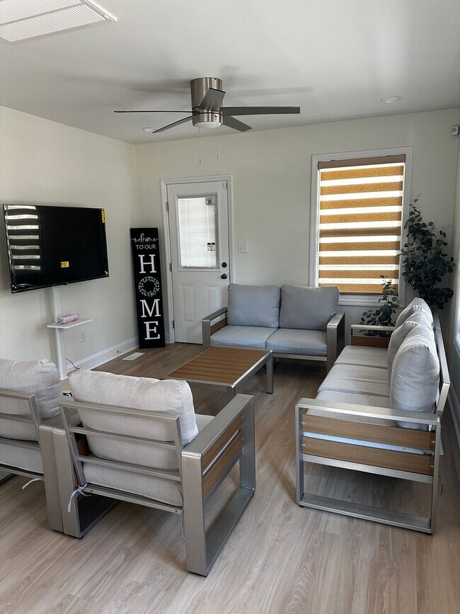 Building Photo - Charming 2BR House in Fayetteville