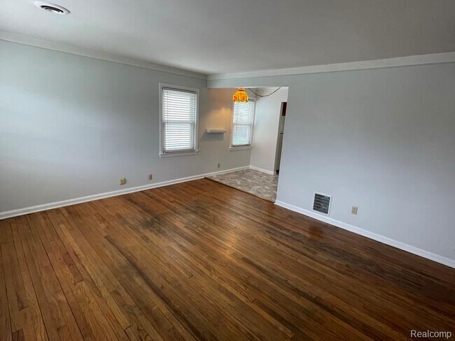 Foto del edificio - 26604 Groveland St