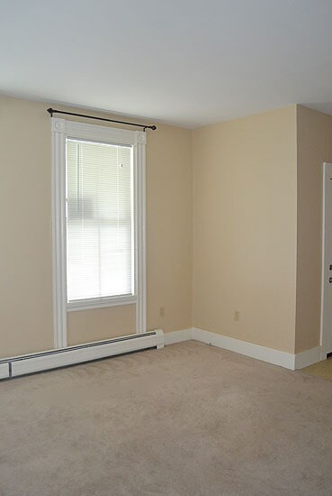 Building Photo - 20 N Park