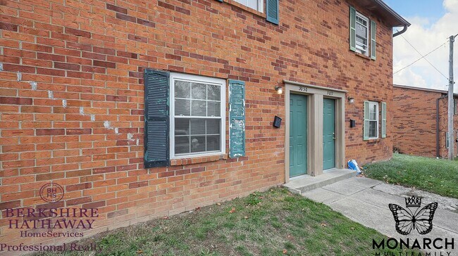 Foto del edificio - 3042 Sandridge Ave