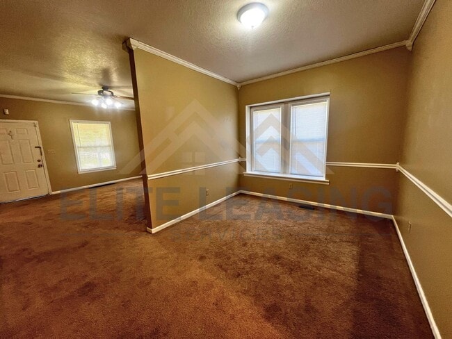 Building Photo - 2800 SE Michigan Ave