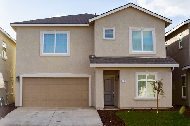 Building Photo - 545 Barcelona Ct